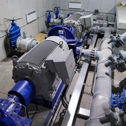 Installation with piping in a technical room.